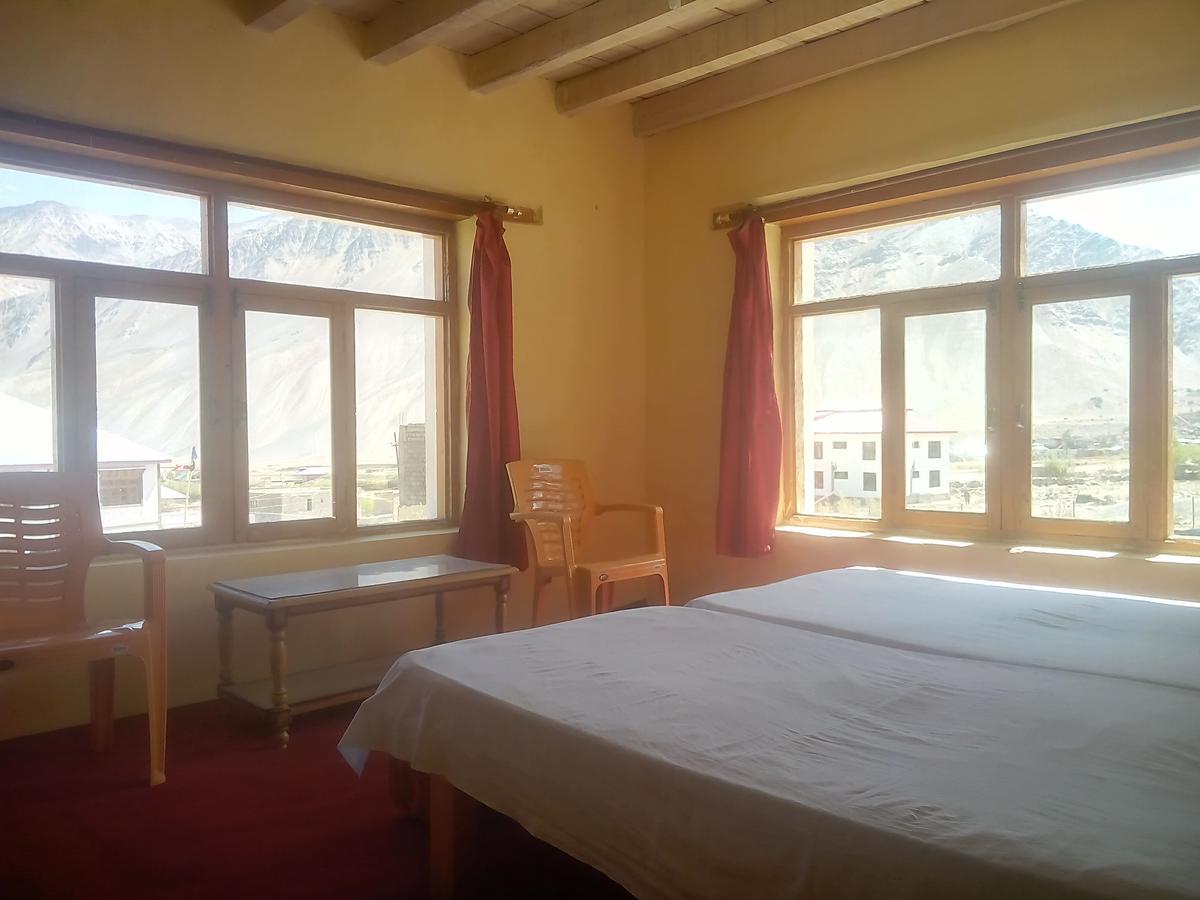 Hotel Rigyal Padam ภายนอก รูปภาพ
